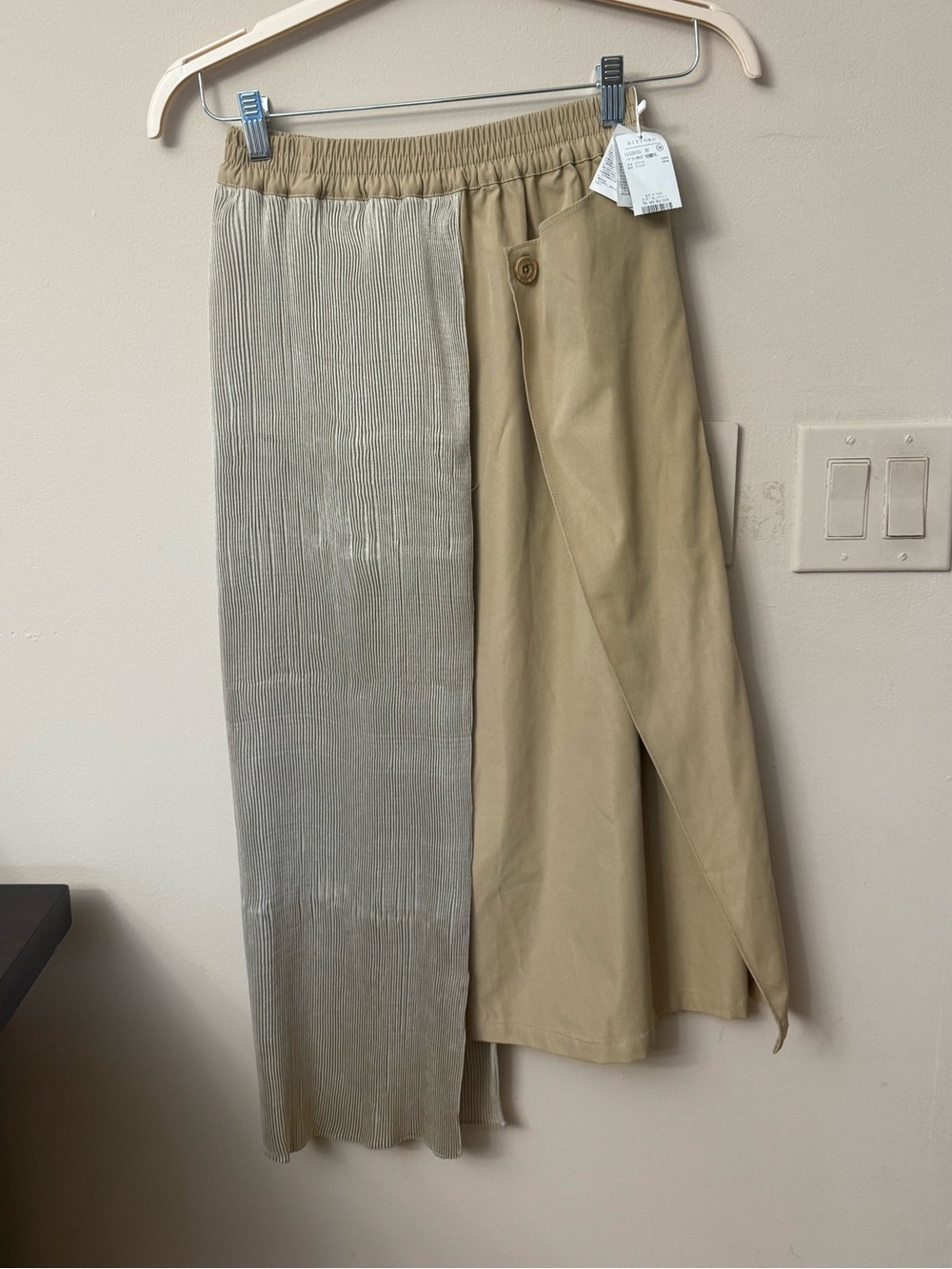 Eclectic Two-Tone Split Panel skirt in Beige